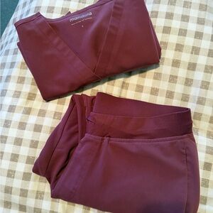 Mandala Deep Mauve Scrub Set in Perfect Condition